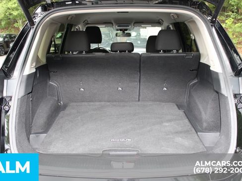 Used 2024 Nissan Rogue SV FWD image 21