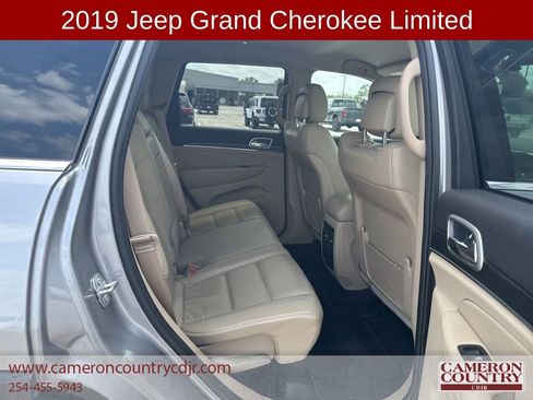 Used 2019 Jeep Grand Cherokee Limited RWD image 20