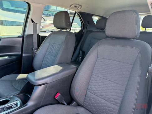 Used 2020 Chevrolet Equinox LT image 13