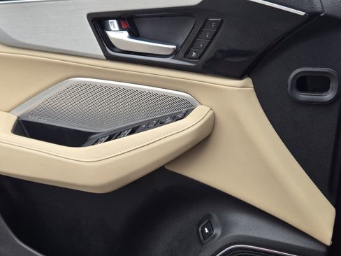 Certified 2023 Acura MDX FWD w/ Technology Package image 23