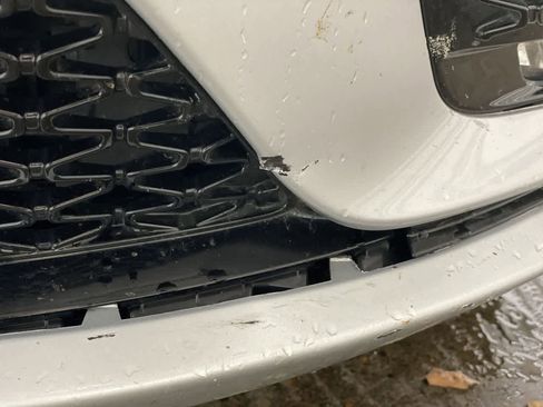 Used 2024 Chrysler Pacifica Touring-L image 31