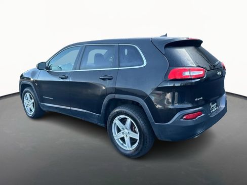 Used 2015 Jeep Cherokee Latitude AWD/4WD image 5