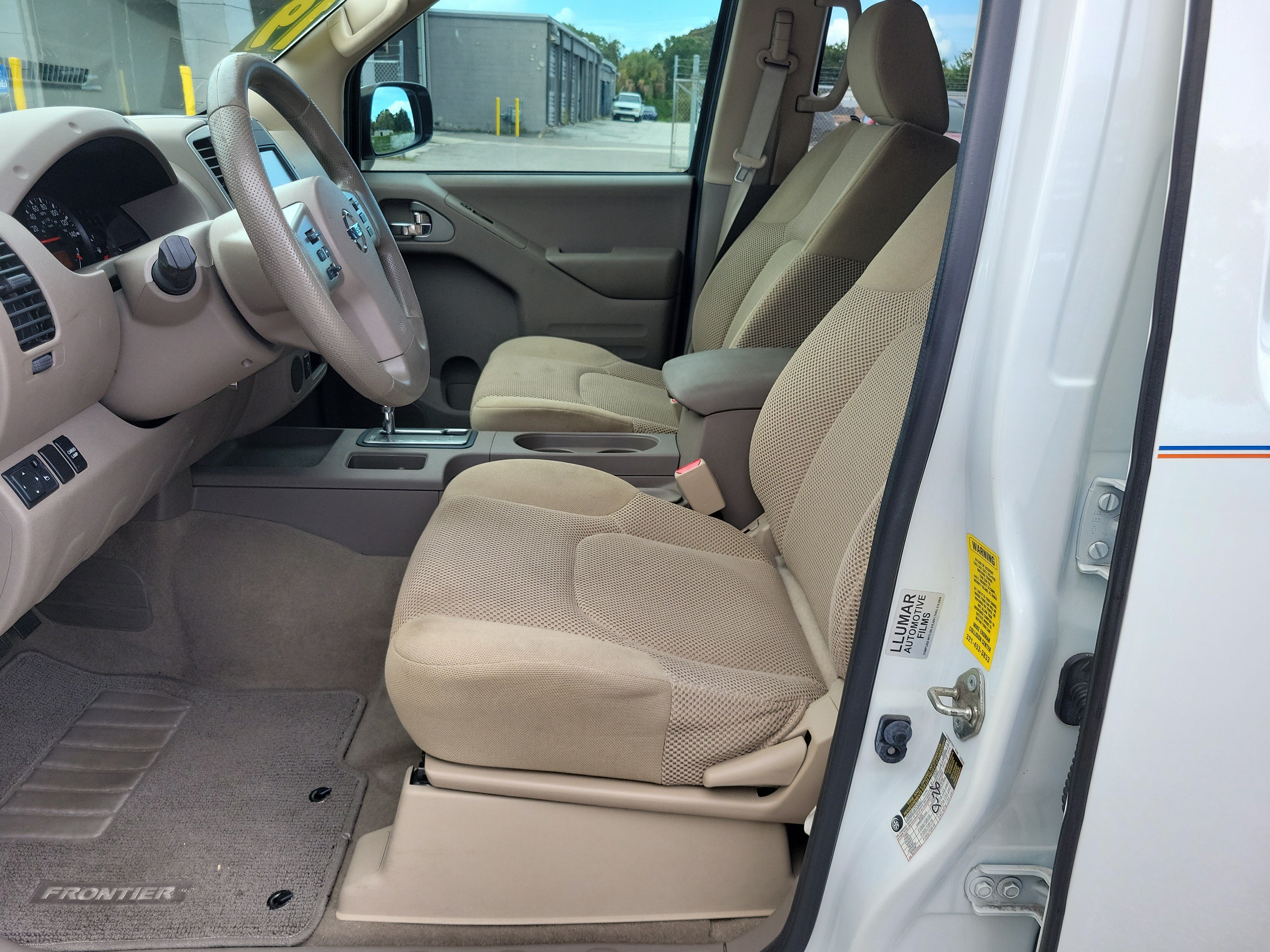 Used 2019 Nissan Frontier SV RWD image 10