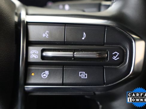 Used 2025 GMC Yukon Denali image 30