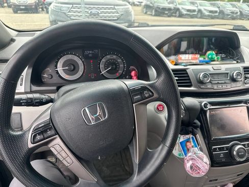 Used 2016 Honda Odyssey SE image 7