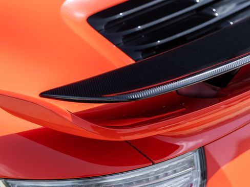 Certified 2016 Porsche 911 Turbo S AWD/4WD image 18