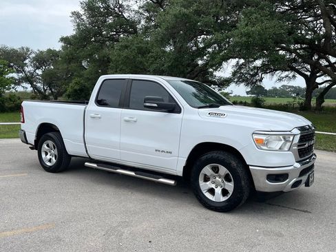 Used 2022 RAM 1500 Lone Star RWD image 3