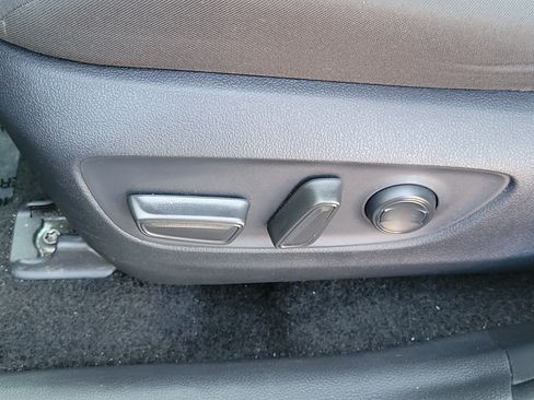 Certified 2025 Toyota RAV4 XLE FWD image 19