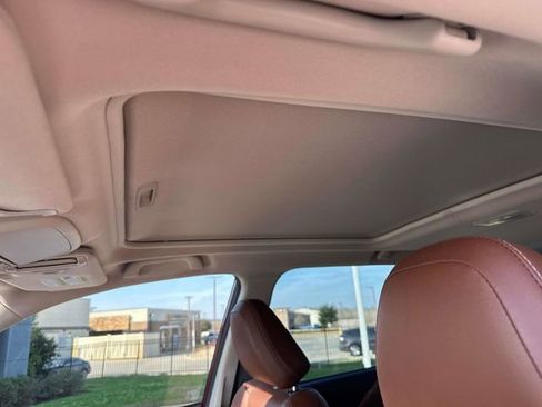 Used 2022 Subaru Forester Touring image 26