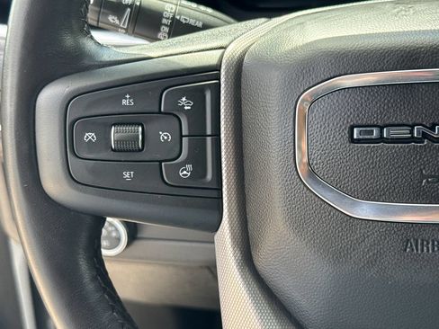 Used 2022 GMC Yukon Denali RWD image 15