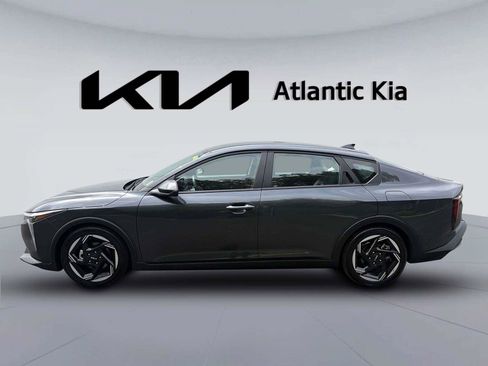 Certified 2025 Kia K4 EX FWD image 11