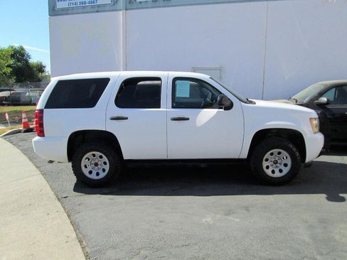 Used 2007 Chevrolet Tahoe 4WD 4dr image 3
