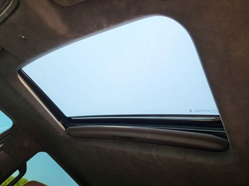 Used 2024 GMC Sierra 2500 Denali Ultimate image 6