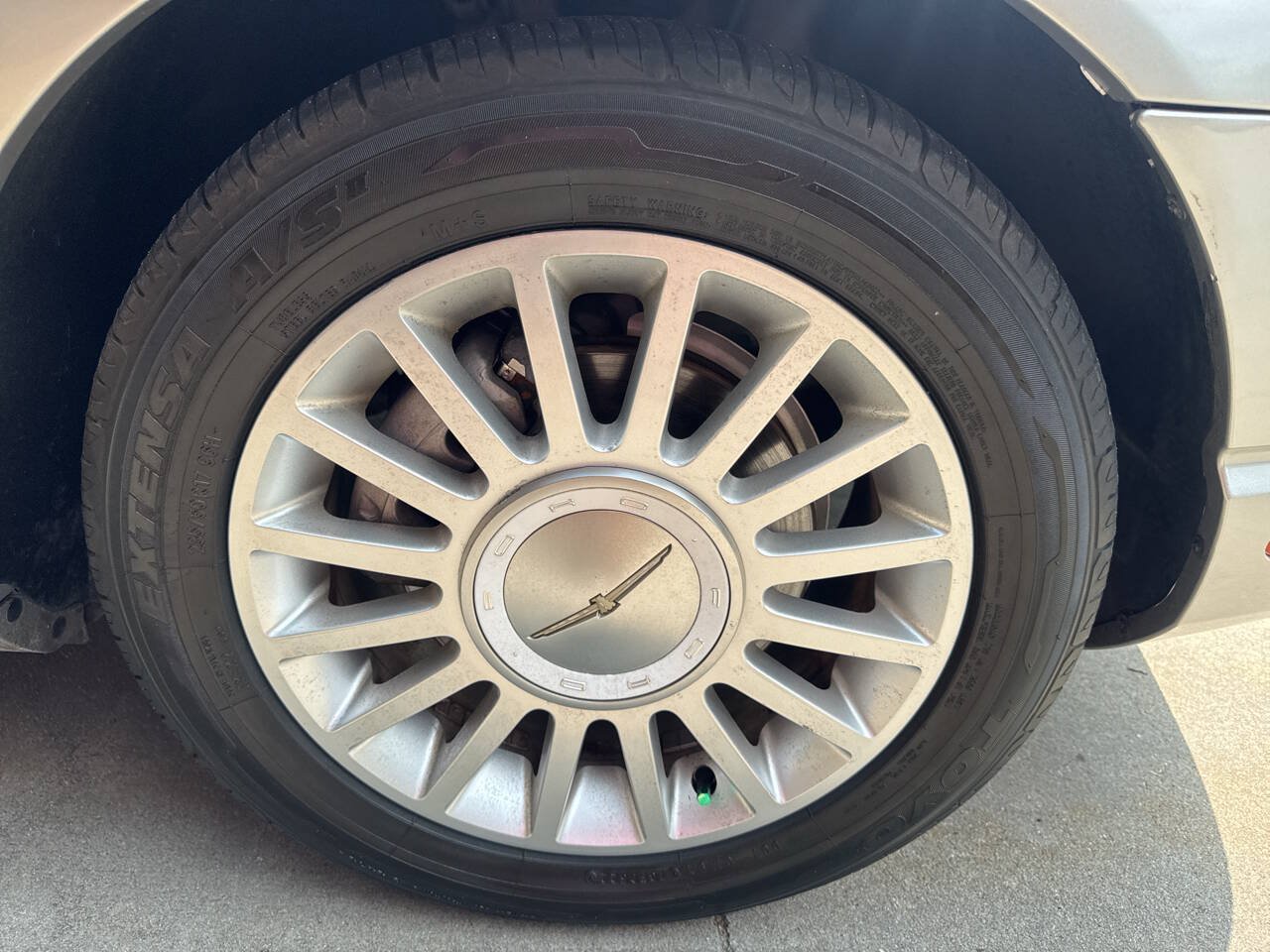 Used 2004 Ford Thunderbird RWD image 29
