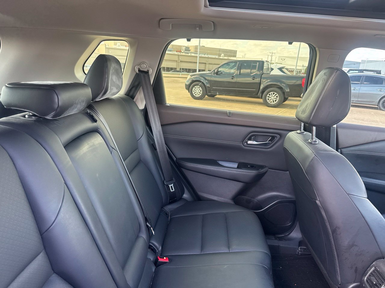 Certified 2023 Nissan Rogue SV w/ SV Premium B Package FWD image 40