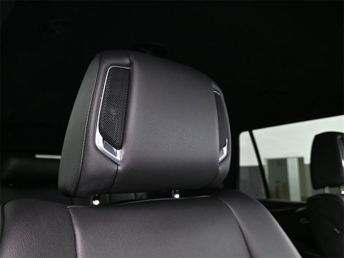 Used 2023 Cadillac Escalade Luxury image 36