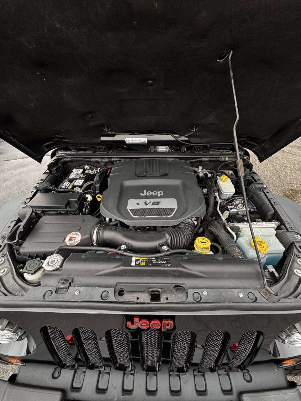 Used 2017 Jeep Wrangler Rubicon w/ Power Convenience Group AWD/4WD image 28
