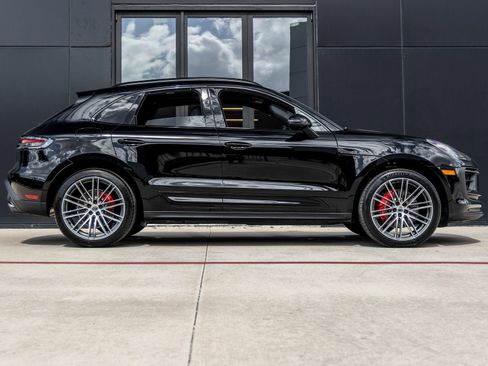 Certified 2026 Porsche Macan S AWD/4WD image 12