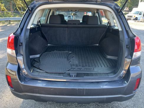Used 2010 Subaru Outback 2.5i AWD/4WD image 20