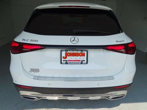 Used 2023 Mercedes-Benz GLC 300 4MATIC image 19
