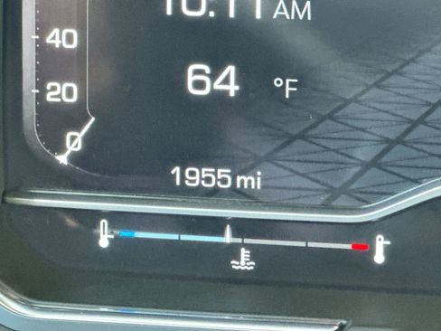 Used 2025 GMC Sierra 3500 Denali w/ Denali Reserve Package image 15