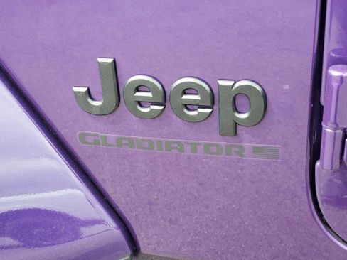 New 2026 Jeep Gladiator Sport image 24