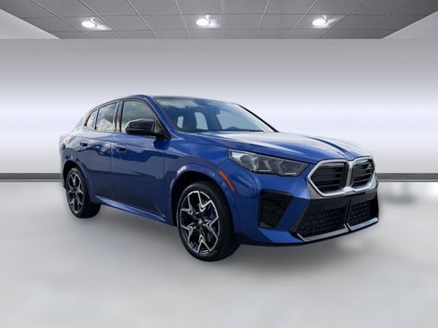 Used 2025 BMW X2 M35i image 7