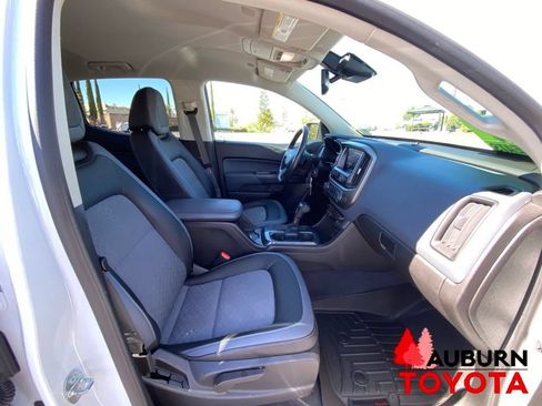 Used 2021 Chevrolet Colorado Z71 w/ Safety Package AWD/4WD image 14
