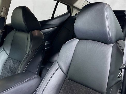 Used 2017 Nissan Maxima SR w/ Midnight Edition image 20
