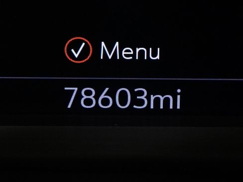 Used 2021 Chevrolet Suburban High Country image 21