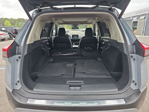 Used 2021 Nissan Rogue SL AWD/4WD image 16