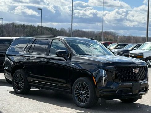 Used 2026 Cadillac Escalade Platinum Sport w/ LPO, Floor Liner Package image 55