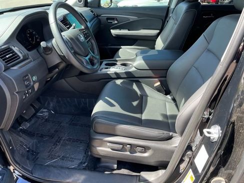 Used 2024 Honda Ridgeline RTL image 2