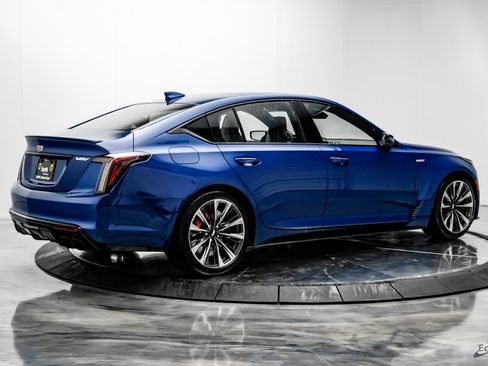 Used 2022 Cadillac CT5 V Blackwing image 13