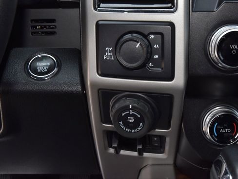 Used 2019 Ford F150 Lariat w/ Equipment Group 502A Luxury image 30