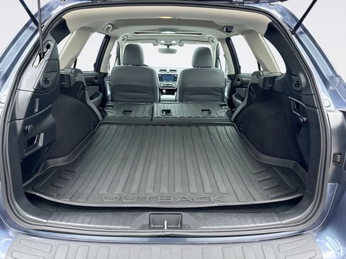 Used 2018 Subaru Outback 3.6R Limited image 24