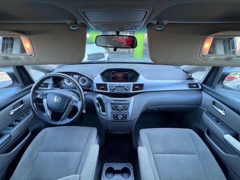 Used 2014 Honda Odyssey LX image 21