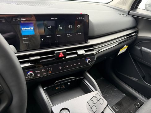 New 2026 Kia Sportage LX image 12