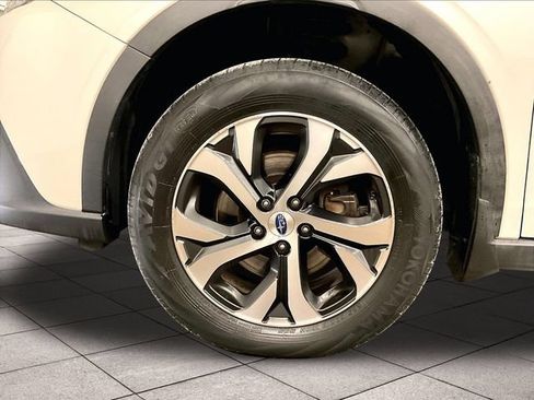 Used 2021 Subaru Outback Limited XT w/ Popular Package #2 AWD/4WD image 8