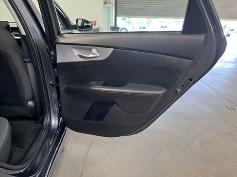 Used 2023 Kia Forte LXS image 15