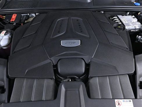 Certified 2023 Porsche Cayenne S image 25