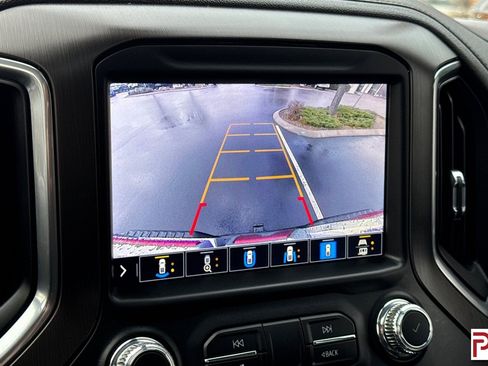 Used 2022 GMC Sierra 2500 AT4 w/ AT4 Premium Plus Package image 24