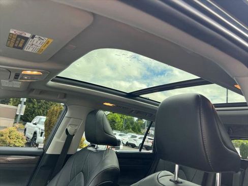Certified 2021 Toyota Highlander Platinum AWD/4WD image 15