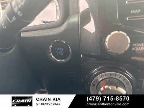 Used 2020 Toyota 4Runner Venture w/ Moonroof Package AWD/4WD image 26