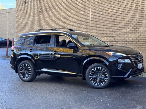 New 2026 Nissan Rogue Platinum w/ Platinum Premium Package image 6