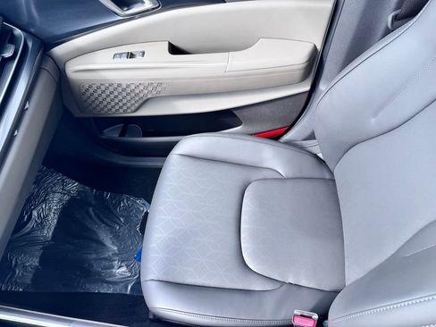 New 2026 Kia Carnival image 23