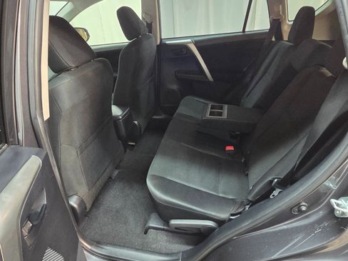 Used 2015 Toyota RAV4 LE image 16
