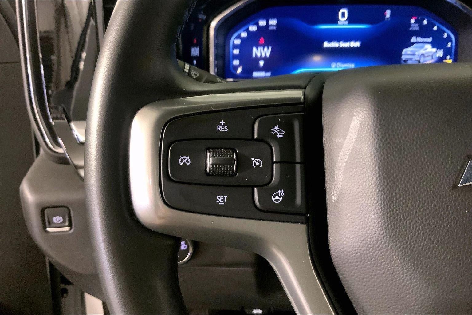 Used 2024 Chevrolet Silverado 1500 LT AWD/4WD image 18