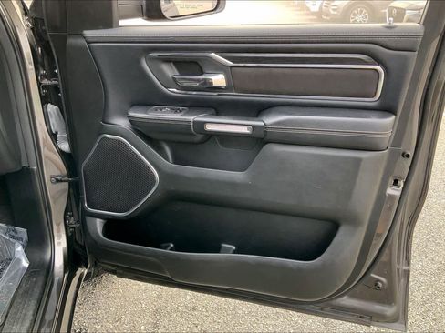 Used 2024 RAM 1500 Laramie image 20