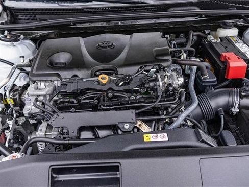 Used 2022 Toyota Camry SE w/ Convenience Package image 30